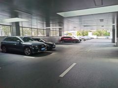 -上海永达奥诚奥迪4S店(申江路店)