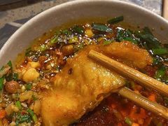 -肖肖酸萝卜鱼火锅(总店)