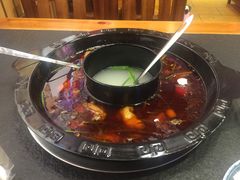 -重庆烧鸡公火锅(簋街店)