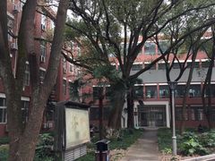 -上海科学技术职业学院