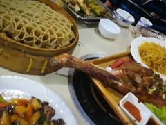 -东顺全羊坊烧烤炒菜莜面(张北店)