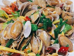 -四川小胡子海鲜(丁村万人海鲜广场店)