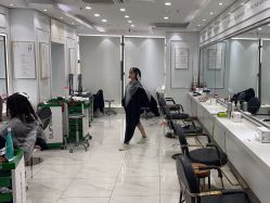 -镁连社·美联社