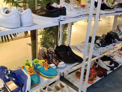 -唯品仓(东山锦轩·现代城店)