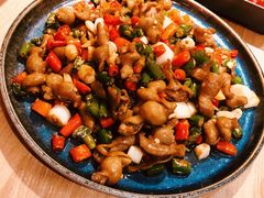 生爆肥肠-胡马八破·川菜小馆(高新万达店)