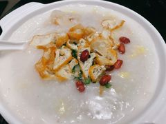 荔湾艇仔粥-卓粤拉肠(红庙店)