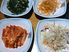 -唯成•韩国炭火烤肉 유성고기