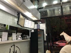 -门庭若市豆浆油条(恒生广场店)