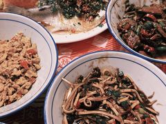 -荆九爷爆炒桥头三嫩(夫子庙店)