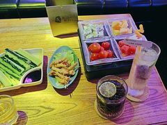 -喜鹊音乐酒馆(西街店)