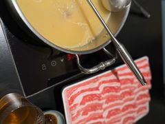 -鲜入唯煮·港式海鲜牛肉火锅(金宝街店)