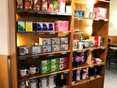 零售区-星巴克(西藏路店)