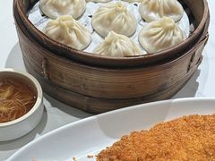-莱莱小笼·乔艾
