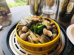 -日进一片海.生腌海鲜火锅.宵夜烧烤(三里屯总店)