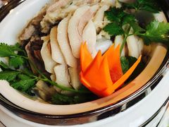 手把羊肉-德乐海蒙餐