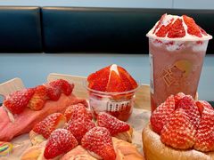 大颗莓莓雪花包-喜茶(北京五棵松华熙店)