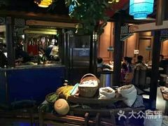 大堂-坛宗剁椒鱼头(河西王府井店)