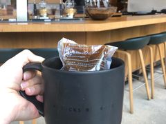 -星巴克臻选(杭州嘉里中心1F店)