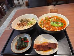 -顺溜·手工刀削面·黑金店(铜锣湾店)
