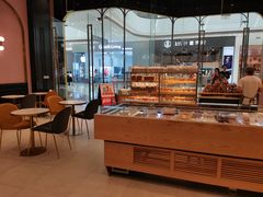 面包甜点陈列柜-面包新语(融创茂店)