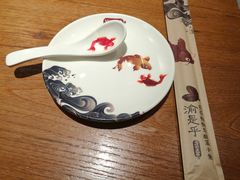 -渝是乎酸菜鱼(龙旗购物中心店)
