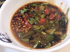 沙茶等酱料-三头牛·潮汕牛肉生蚝火锅 (夏湾店)