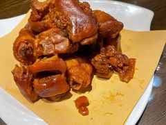 自家招牌酱猪手-张大嘴菜馆(庞各庄店)