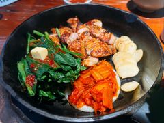 JEJU银鱼酱铁锅猪颈肉-BELLOCO倍乐(静安店)