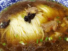 红烧牛肉面-香轩缘面馆