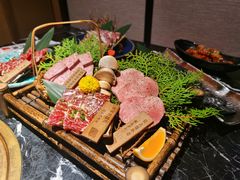 -山川小町·极番烧肉(新地假日广场店)