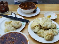 -小胖包子王(光明楼店)