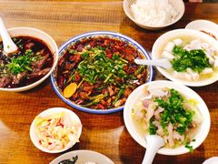 -杨三娘跷脚牛肉(羊子山西路店)