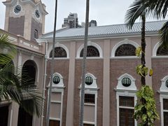 -香港大学