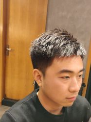 -时尚殿堂明星门店