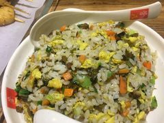 管氏炒饭-管氏翅吧(国展店)