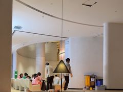 -涨巢·潮玩水疗局