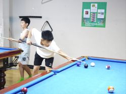 -飞吧潮玩运动蹦床游乐场