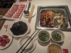-九码头重庆毛肚火锅(棠岗店)