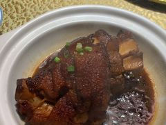 -老码头黑皮肘子锅包肉(赣水路店)