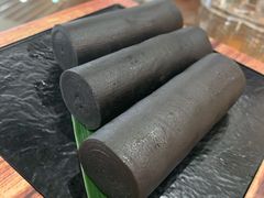 香滑黑芝麻卷-喜喜酒家·纯手工点心·粤菜