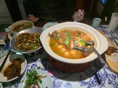 -卢大鲜鱼头捞饭(美利广场店)