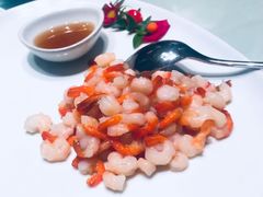 手剥河虾仁-蝶园·装修中(BFC外滩金融中心店)