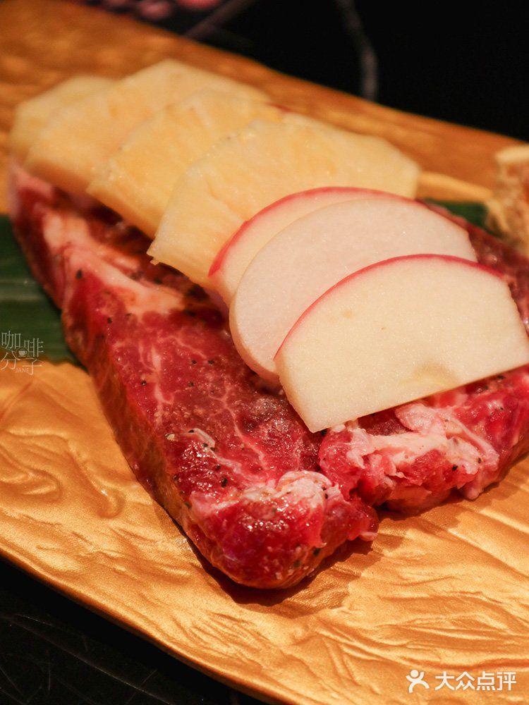 广州美食丨降温天，到氛围感十足的烧小小吃烤肉啦〜