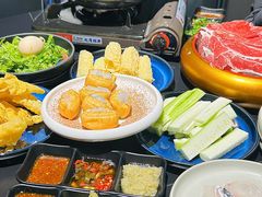-牛牛和牛海鲜粥底火锅(长虹国际城店)