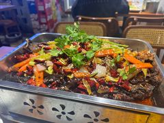 -干老庆贵州留一手烤鱼·地摊火锅(财经大学店)