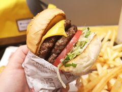 -The Habit Burger Grill 哈比特汉堡(爱琴海店)