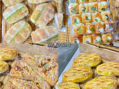 -顶东面包花园·生日蛋糕(世博店)