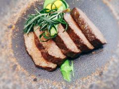 牛肋排-wann lounge 低温慢煮牛排·清吧