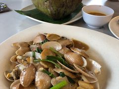 -大树下海鲜饭店