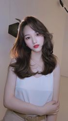 -HAIR CORNER